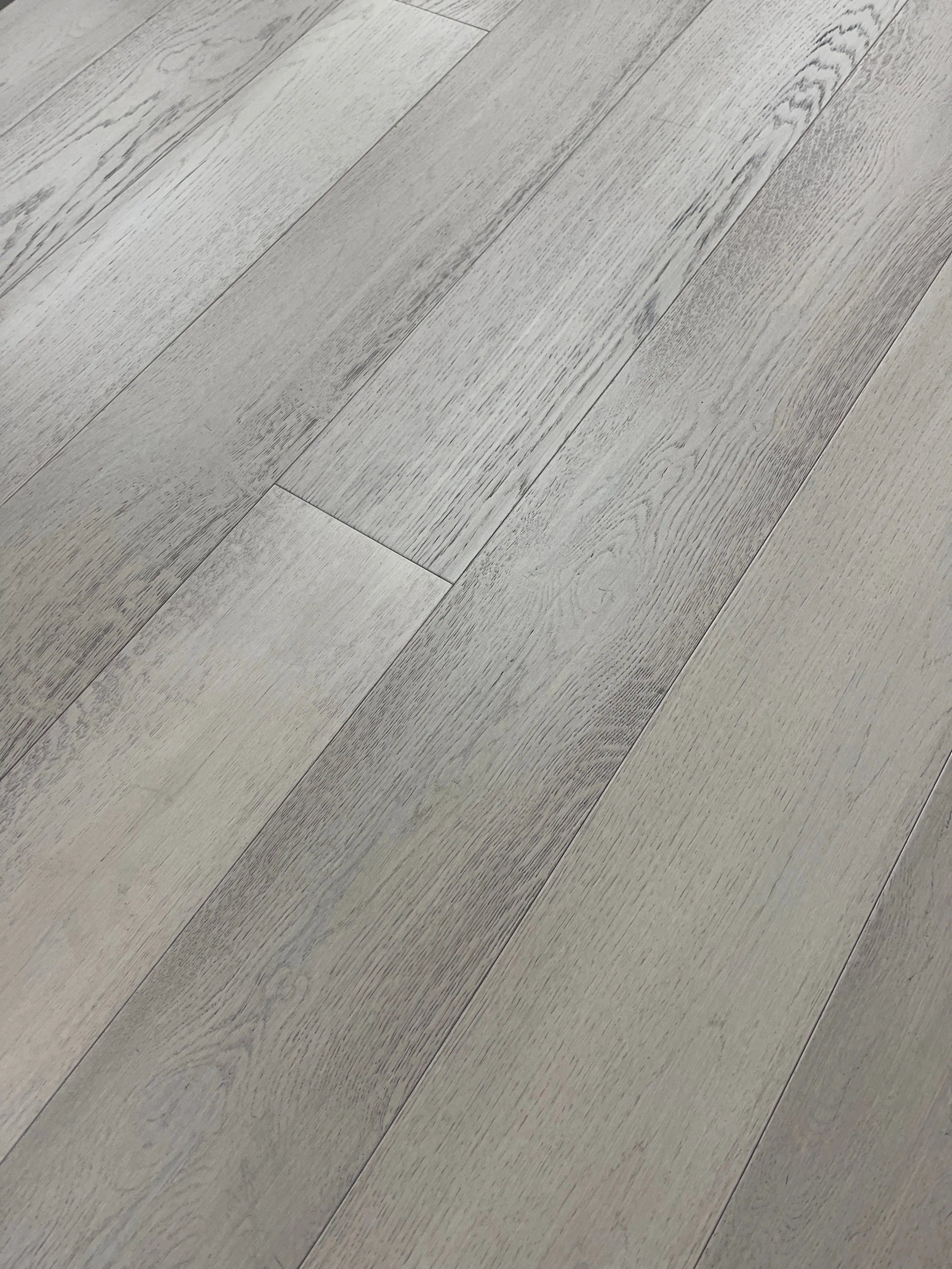 MSW55 Oak Chateau 1/2 x 7-1/2" Hand Scraped Engineered Hardwood Flooring (31.09 sf/ctn) - Call for BEST Price MW floors