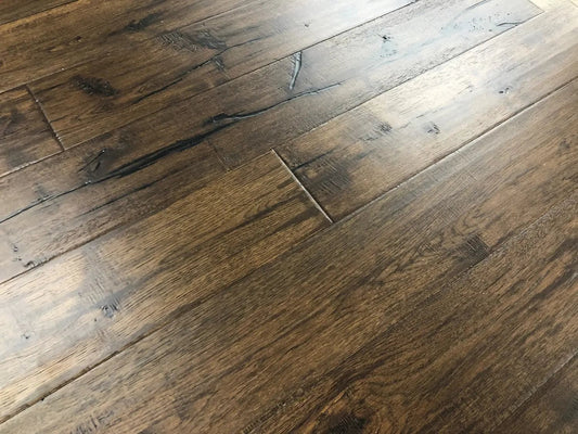 Antique Hickory Toucan 1/2 x 7-1/2" Handscraped Engineered Hardwood Flooring - 34.37 sqft/ctn Elk Mountain