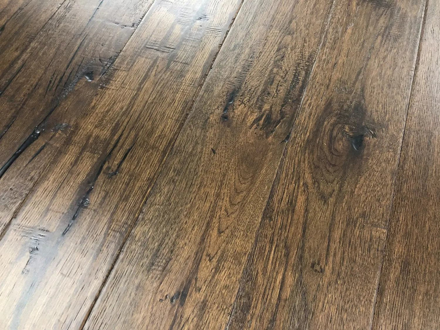 Antique Hickory Toucan 1/2 x 7-1/2" Handscraped Engineered Hardwood Flooring - 34.37 sqft/ctn Elk Mountain