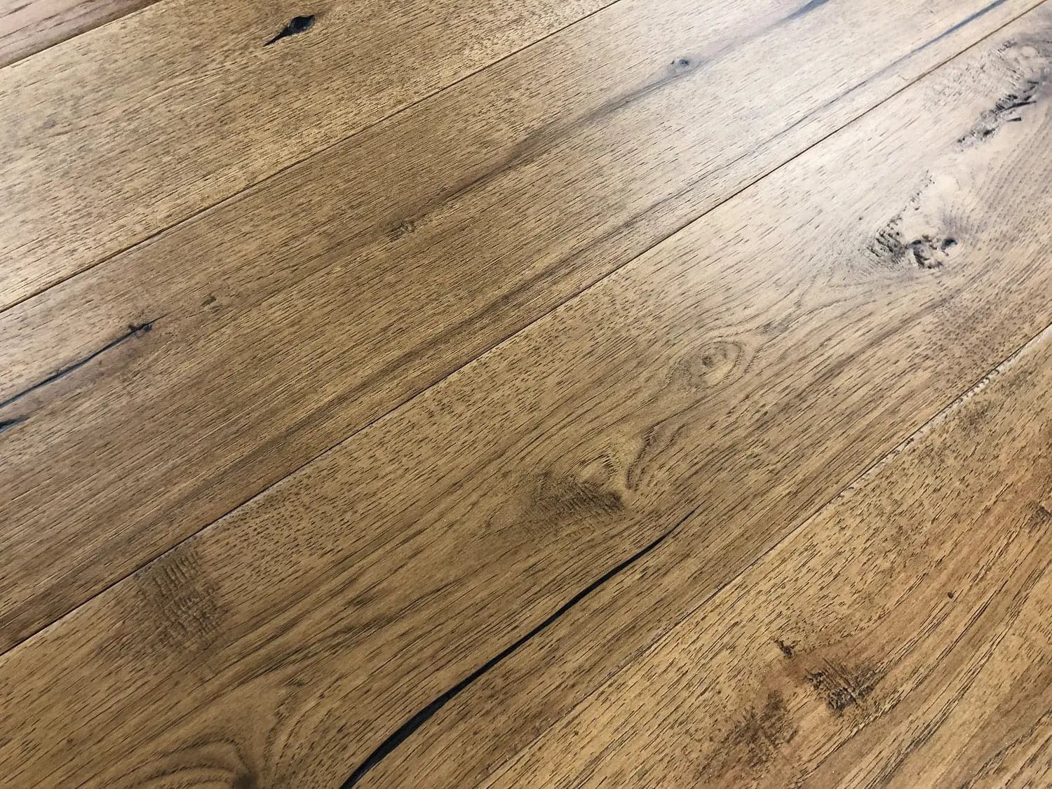 Antique Hickory Windon 1/2 x 7-1/2" Handscraped Engineered Hardwood Flooring - 34.37 sqft/ctn Elk Mountain