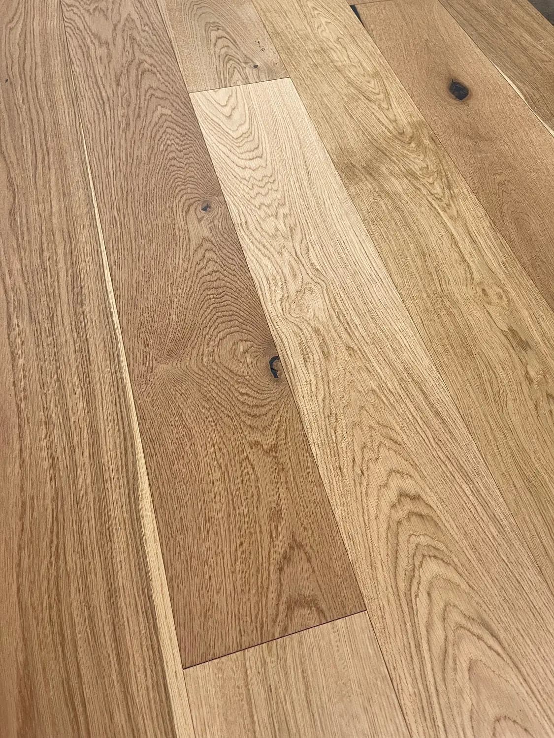 Oak Wheat Grass 1/2 x 7-1/2" Wire Brushed Engineered Hardwood Flooring - 31.09 sqft/ctn Elk Mountain