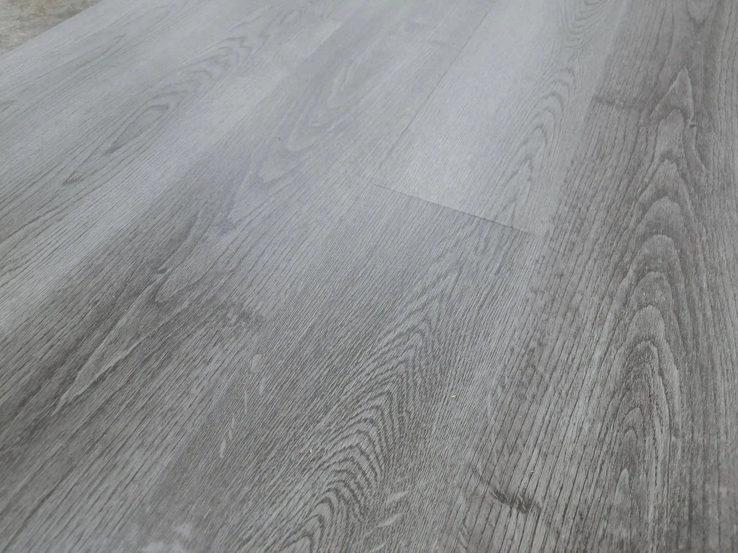 SUPERCore Xtreme Gunmetal Oak 6mm x 7 x 60" Waterproof Rigid Plank Flooring 29.74sf/ctn supercorefloors
