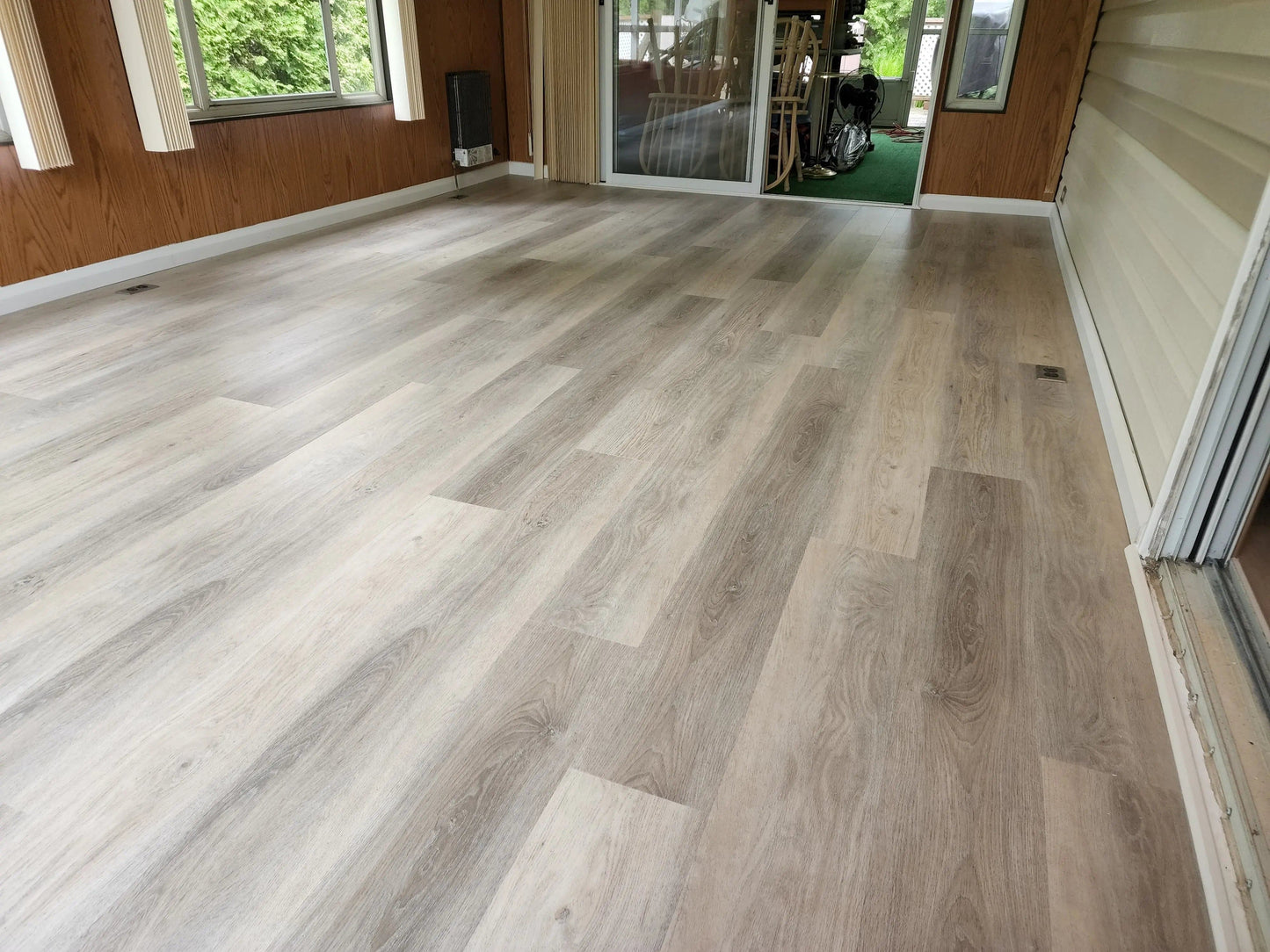 SUPERCore Oyster Waterproof Rigid Plank Flooring supercorefloors
