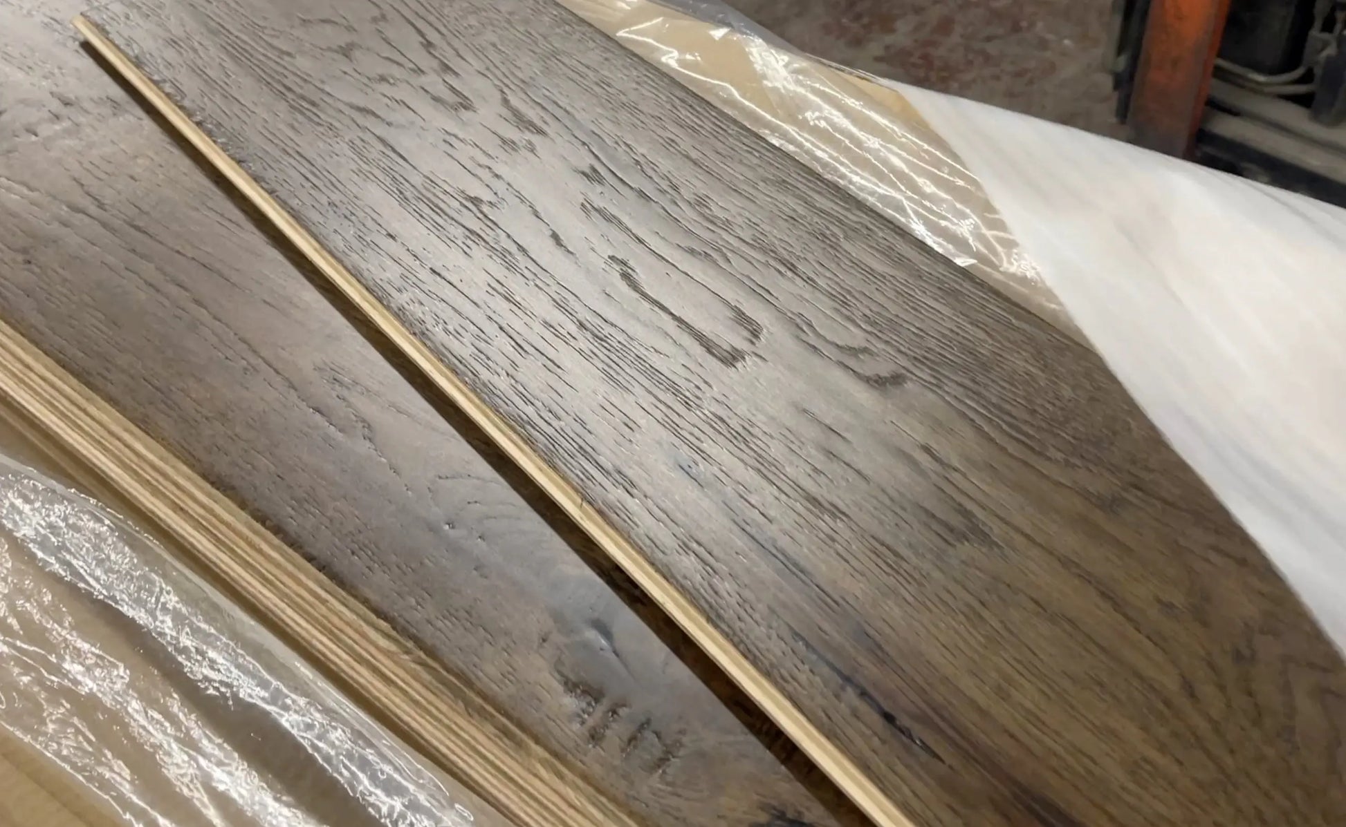 AF162 Antique Hickory Kasper 1/2 x 7-1/2" Hand Scraped Engineered Wood 34.37sf/ctn AF Floors