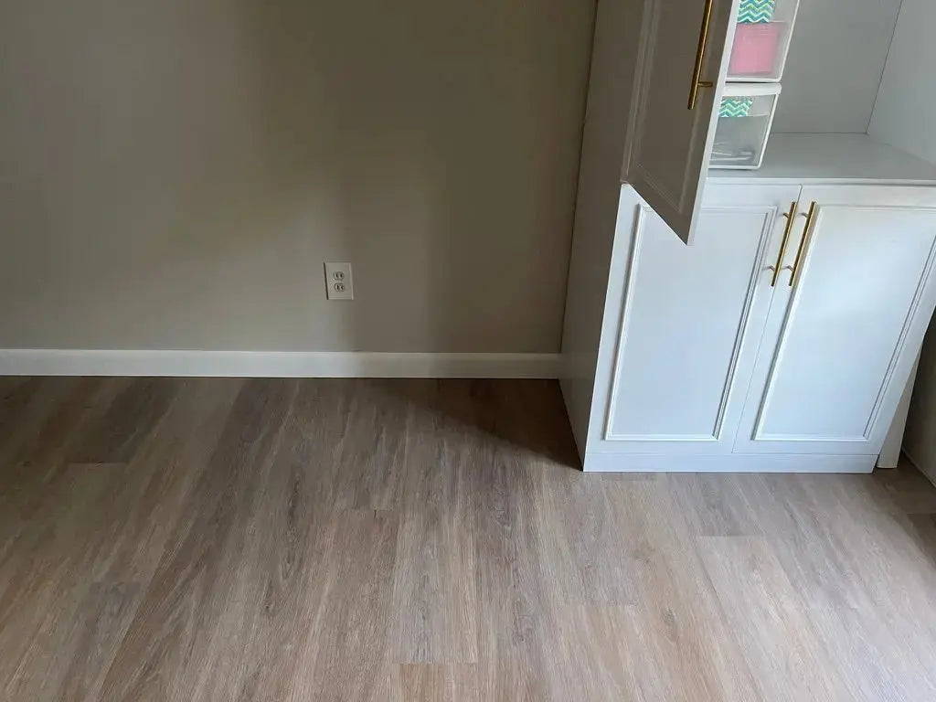Sandal supercorefloors