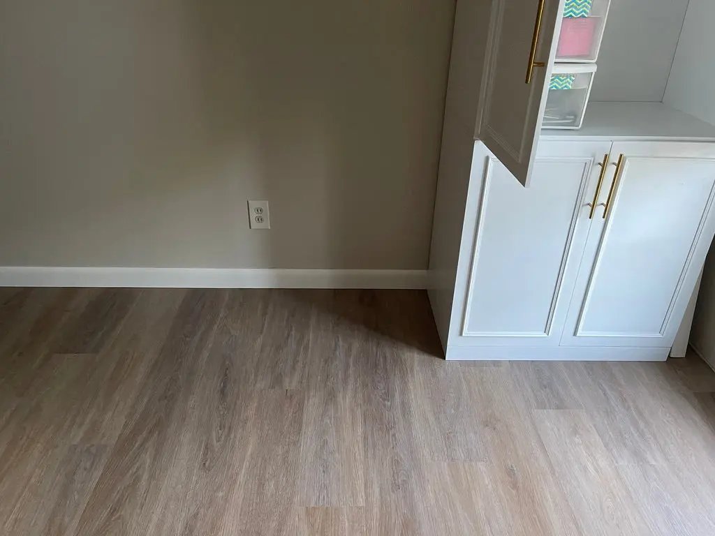 Sandal supercorefloors