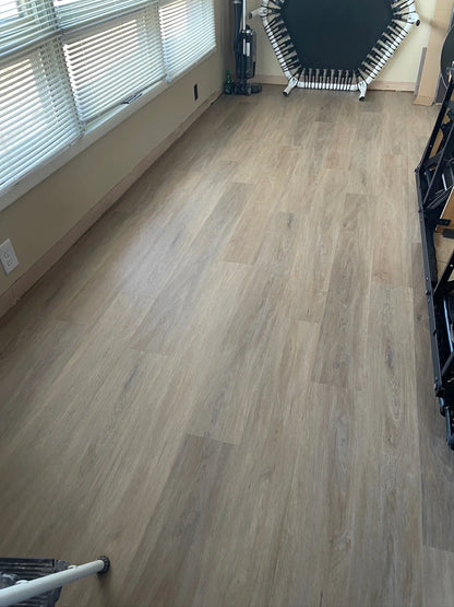 Sandal supercorefloors