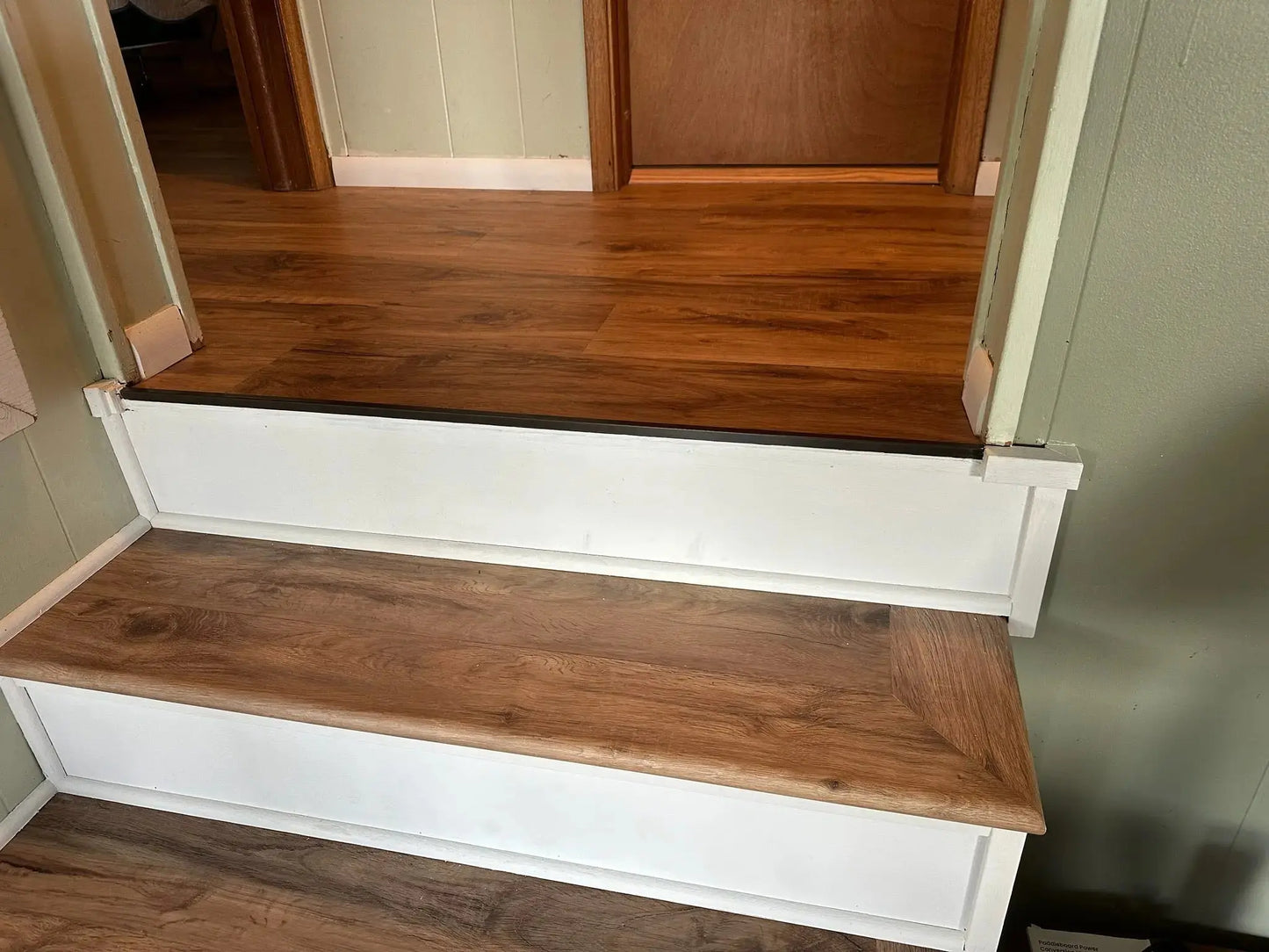 Trim - SUPERCore Stairnose - 94" long supercorefloors