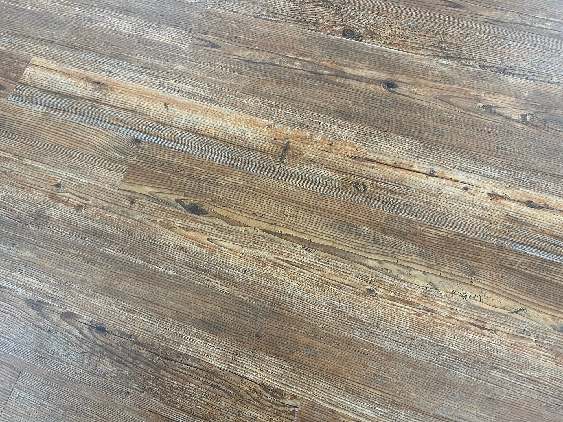 SPC014XP SUPERCore Xtreme Traditions Lumberjack 8mm x 4.5" x 72" Waterproof Rigid SPC Plank (15.15 sf/ctn) supercorefloors