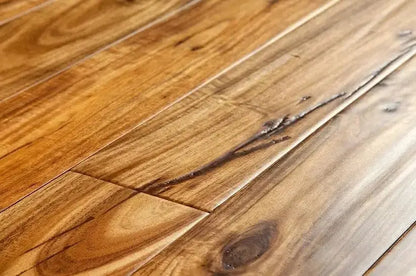 Acacia Natural 9/16 x 4-3/4" Hand Scraped Small Leaf Engineered Hardwood Flooring - 28.3 sqft/ctn Elk Mountain