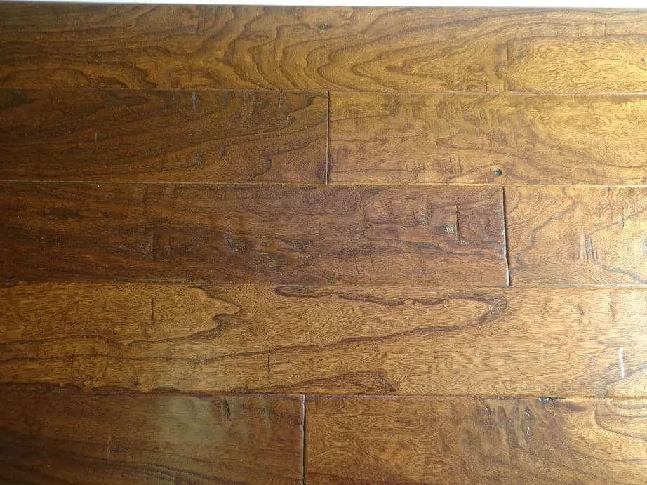 Elm Gunstock 9/16 x 5" Hand Scraped Engineered Hardwood Flooring - 26.05 sqft/ctn Elk Mountain
